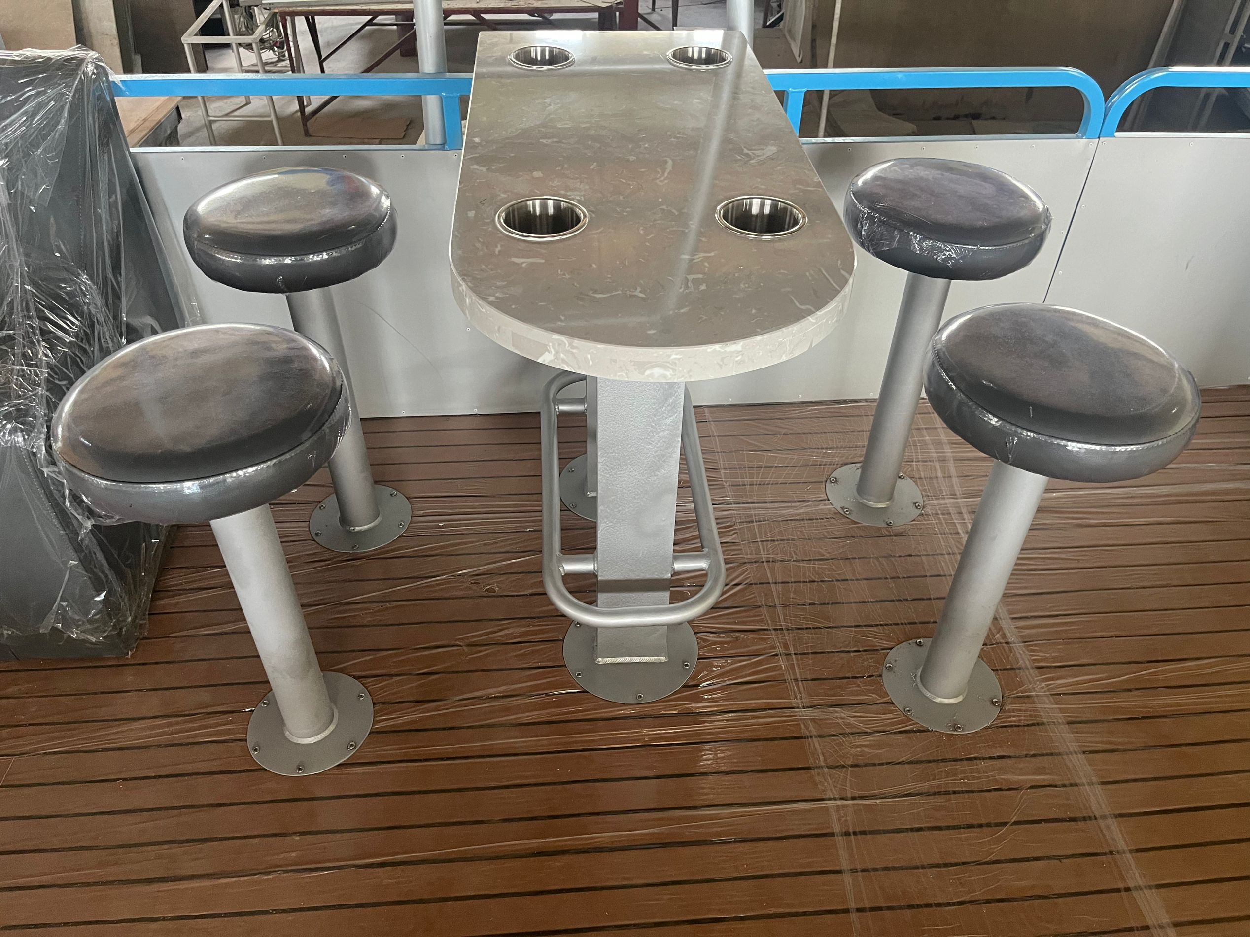 Aluminum Pontoons And House And Work Boats