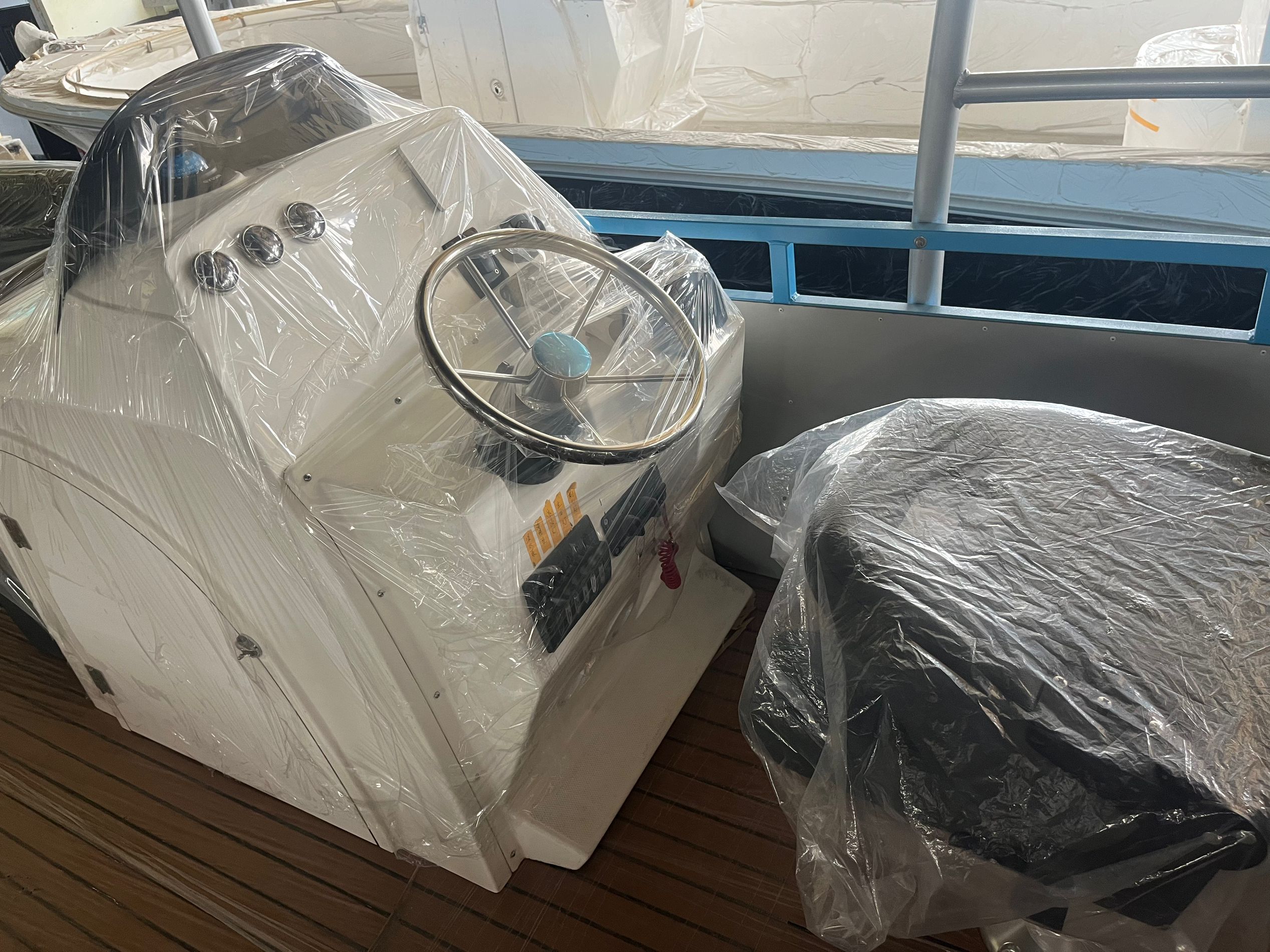 Aluminum Pontoons And House And Work Boats