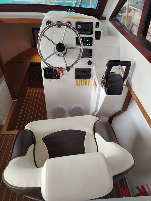 SG950F 9.5m fiberglass full cabin boat yamane ryu yacht (9).JPG