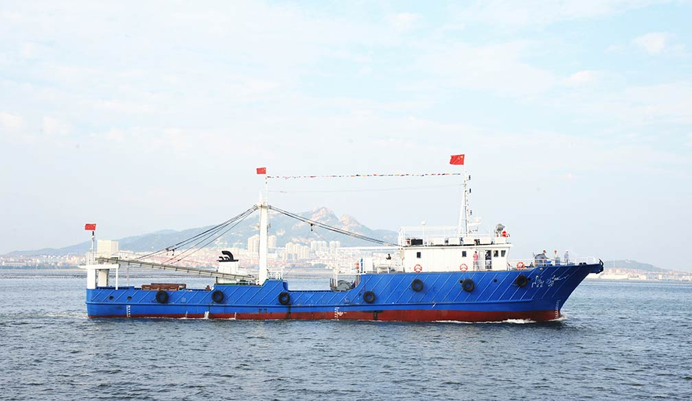 Steel and fiberglass fishing vessel for commercial fishing for group and government